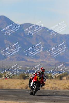 media/Dec-17-2023-CVMA (Sun) [[bf0c04832d]]/Race 2 Amateur Supersport Open/